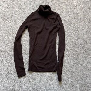 Uniqlo Brown Turtleneck Ribbed Knit Sweater